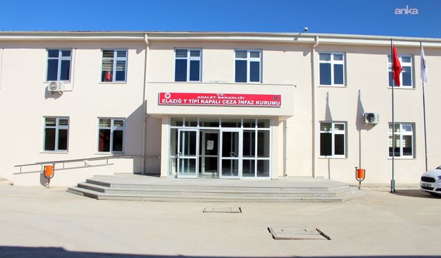 Elazığ T Tipi Cezaevi'nde yangın: 19 mahkum hastaneye sevk edildi