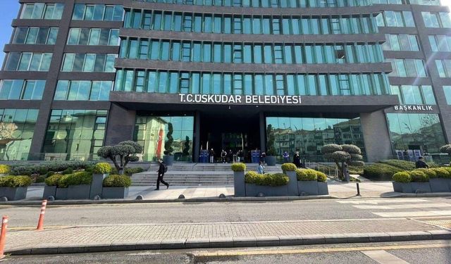 YENİ Parti'den yurttaşlara Üsküdar Belediyesi önünde buluşma çağrısı