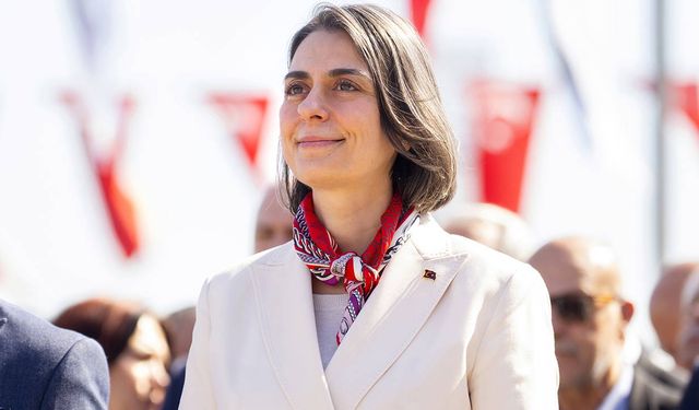Üsküdar Belediye Başkanı Sinem Dedetaş'a ev hapsi şartıyla tahliye