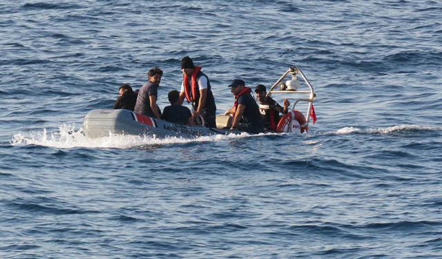 Çanakkale Ezine’de düzensiz göçmen operasyonu: 39 kişi yakalandı