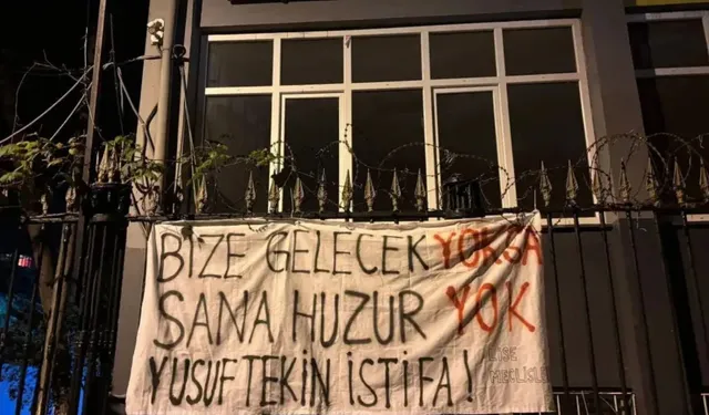 İstanbul'da iki öğrencinin tutuklanmasını protesto eden 4 öğrenci gözaltına alındı
