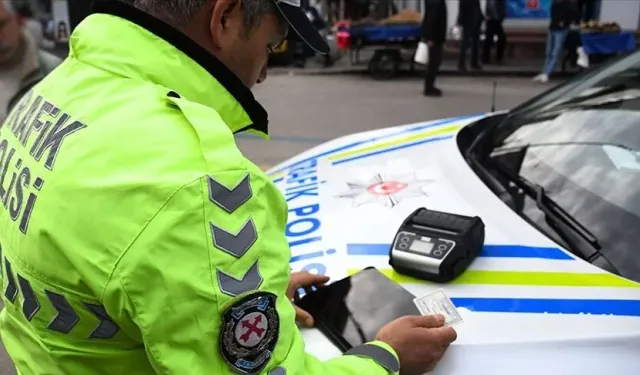 İzmir'de drift yapan sürücüye 140 bin lira para cezası