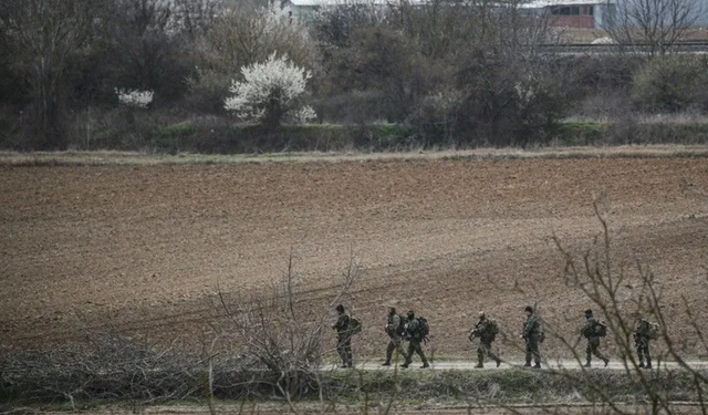 Yunanistan'ın yeni savunma yapılanması: 187 kışla kapatılabilir