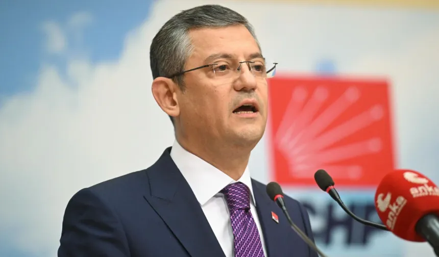 CHP Genel Başkanı Özgür Özel'den Devlet Bahçeli'ye tebrik telefonu