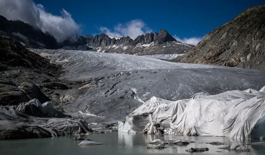 İklim krizinde son nokta: Alpler'deki buzullar eriyebilir