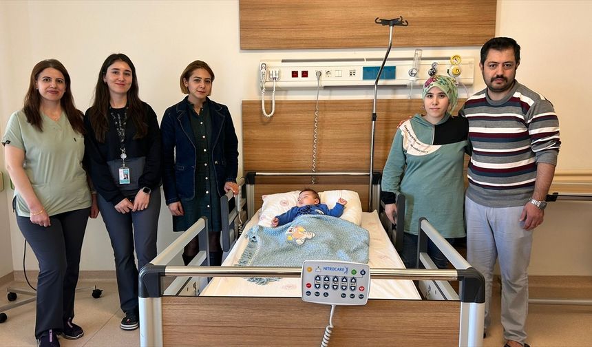6 aylık bebek Eskişehir Şehir Hastanesi'ndeki ameliyatla sağlığına kavuştu