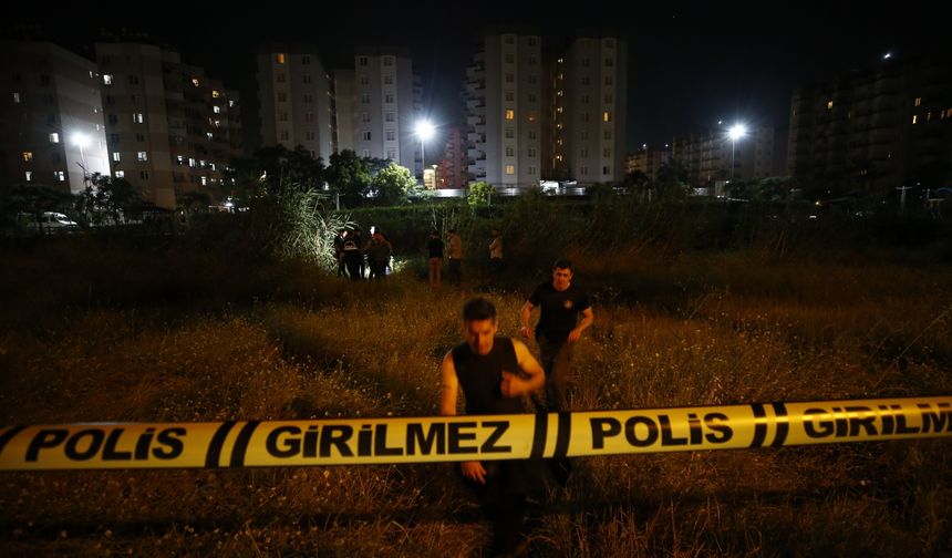 Antalya'da derede erkek cesedi bulundu