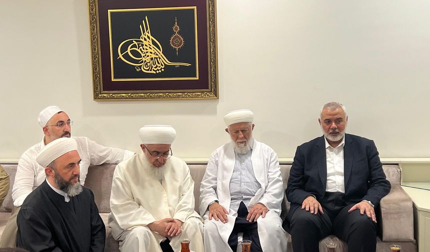 Hamas lideri Haniye'den İsmailağa Cemaati'ne taziye ziyareti