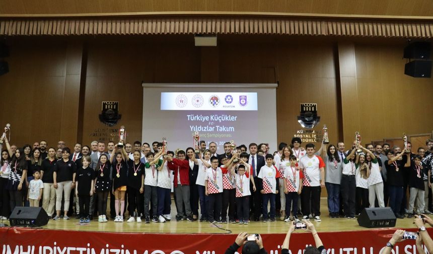 Türkiye Küçükler ve Yıldızlar Takım Satranç Şampiyonası sona erdi