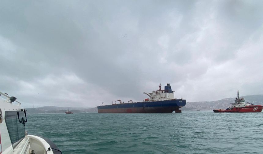 İstanbul Boğazı'nda gemi trafiği çift yönlü kapatıldı