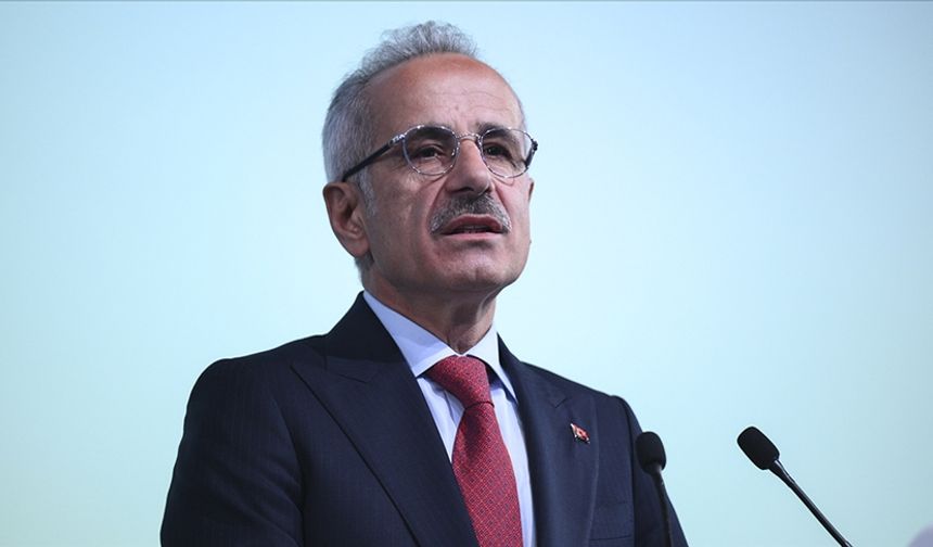 Bakan Uraloğlu: "Sosyal medya konusunda bir düzenleme gerekiyor"