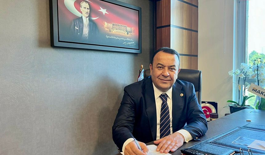 CHP Ankara Milletvekili Adnan Beker partisinden istifa etti