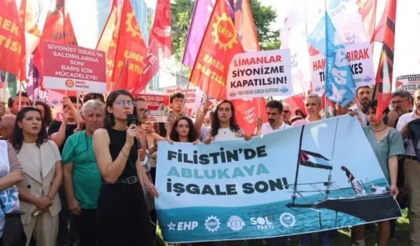 ABD Büyükelçiliği önünde 'Vela gemisi' protestosu: "Masalı anlatmayın"