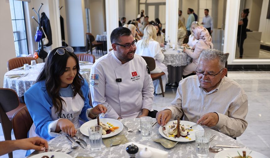 Kayseri’de Başkan Memduh Büyükkılıç Fenomenlerle Mutfağa Girdi