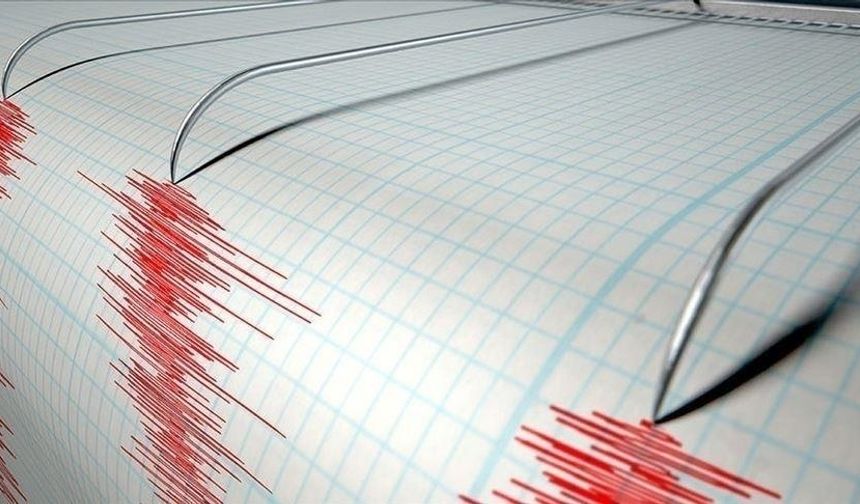 Çanakkale'de de hissedildi: Ege Denizi’nde 5.2 büyüklüğünde deprem