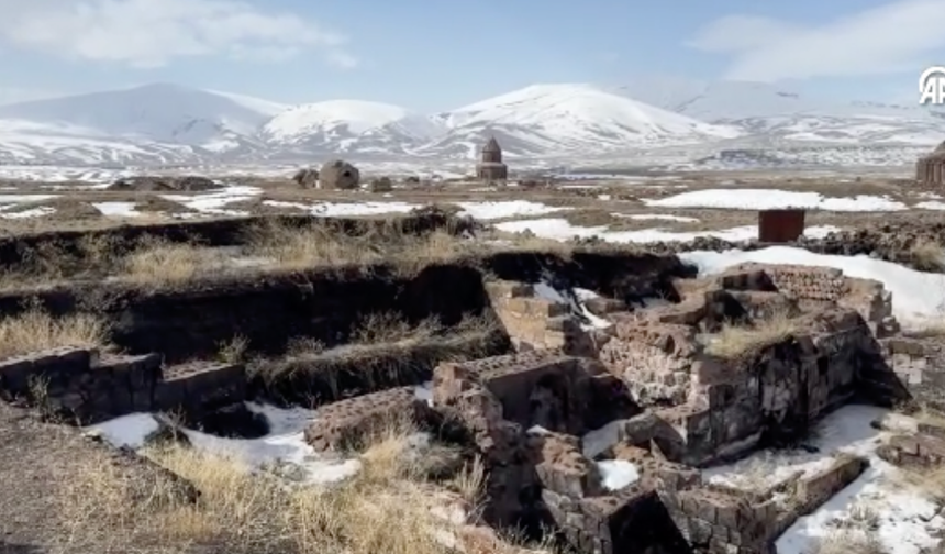 Anadolu'nun Kafkasya'ya açılan kapısı Kars ve Ardahan, kış turizminin uğrak noktası