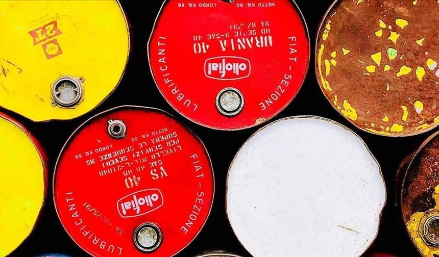 ABD'de petrol fiyat tahminlerini yükseldi: Hürmüz Boğazı krizi fiyatları tırmandırıyor