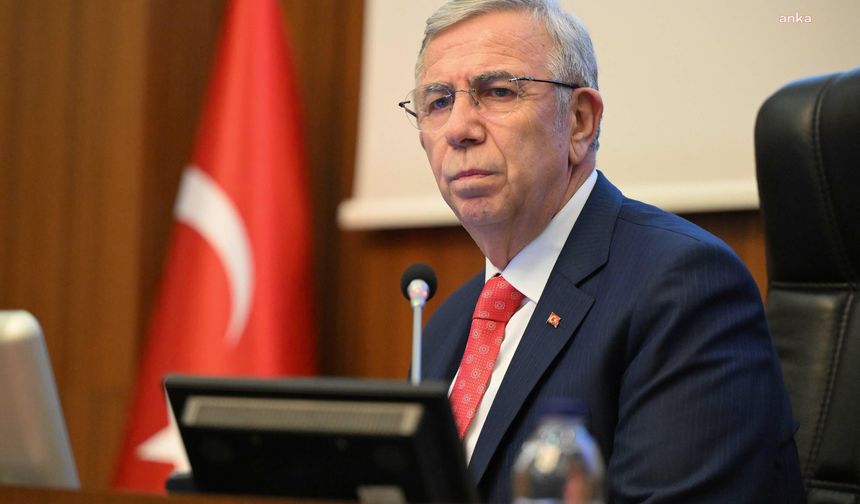 Mansur Yavaş, Bağlum'daki trafik kazasında 2 belediye personelinin hayatını kaybettiğini açıkladı