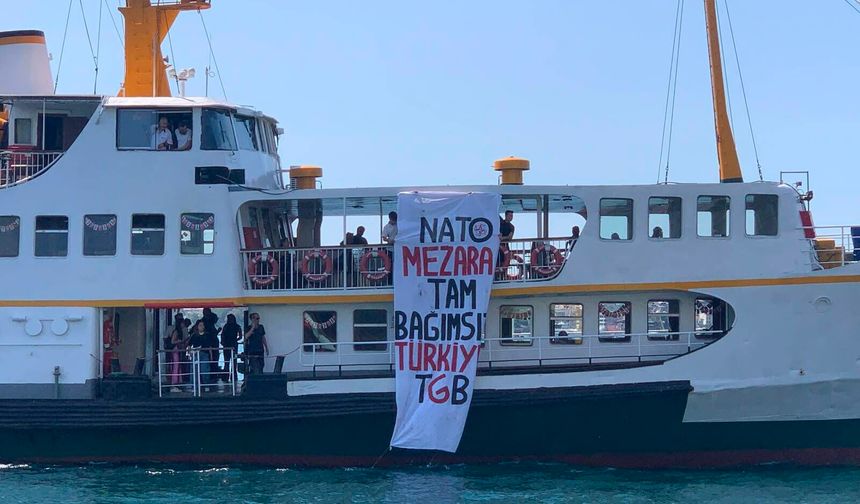 Vapurdaki NATO protestosunda gözaltına alınan 4 kişi serbest bırakıldı