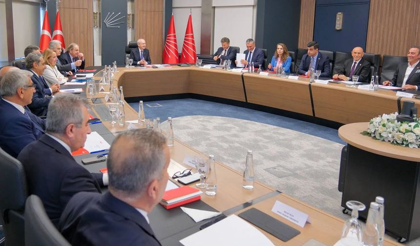 CHP Sözcüsü Sarı duyurdu: 9 milletvekili kesin ihraç talebiyle disipline sevk edildi