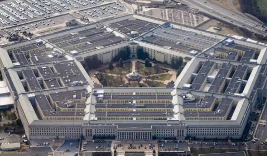 Pentagon’da kimyasal alarm: Çok sayıda kat tahliye edildi