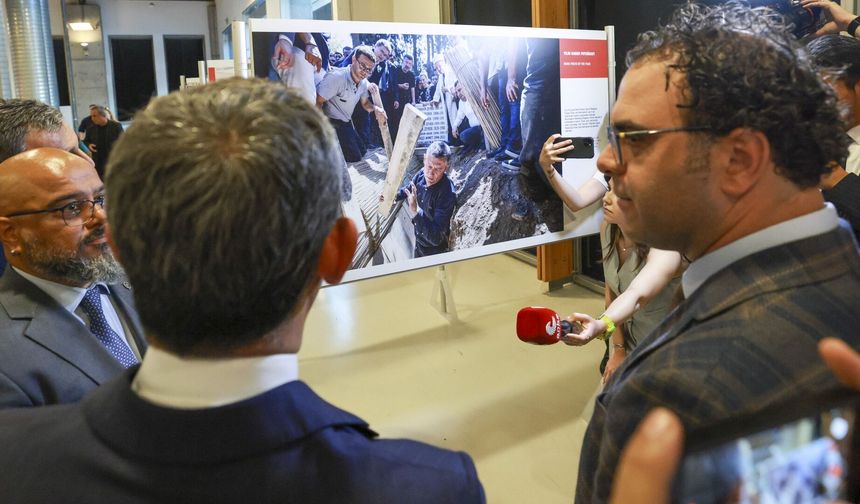 Özgür Özel, Türkiye Foto Muhabirleri Derneği ödül törenine katıldı