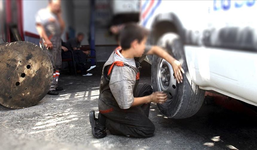 Yargıtay'dan emsal çıraklık kararı: "Üretime fiilen katılan çırak işçi sayılabilir"
