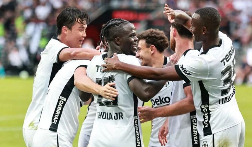 Beşiktaş, Midtjylland’ı 2-0 yenerek Avrupa'da bir üst tura yükseldi
