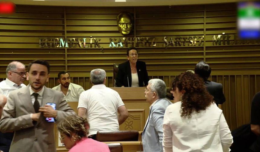 CHP'li iki belediye meclisi üyesine '15 Temmuz' soruşturması