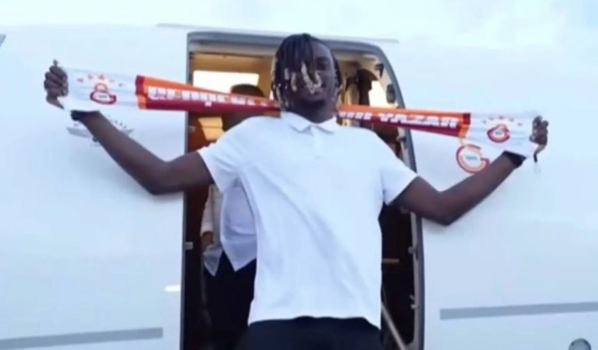 Galatasaray'ın yeni transferi Lesley Ugochukwu, İstanbul'a geldi