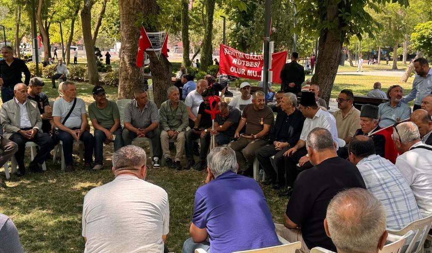 ABB Başkanı Mansur Yavaş’tan Güvenpark’ta eylem yapan şehit yakınları ve gazilere ziyaret