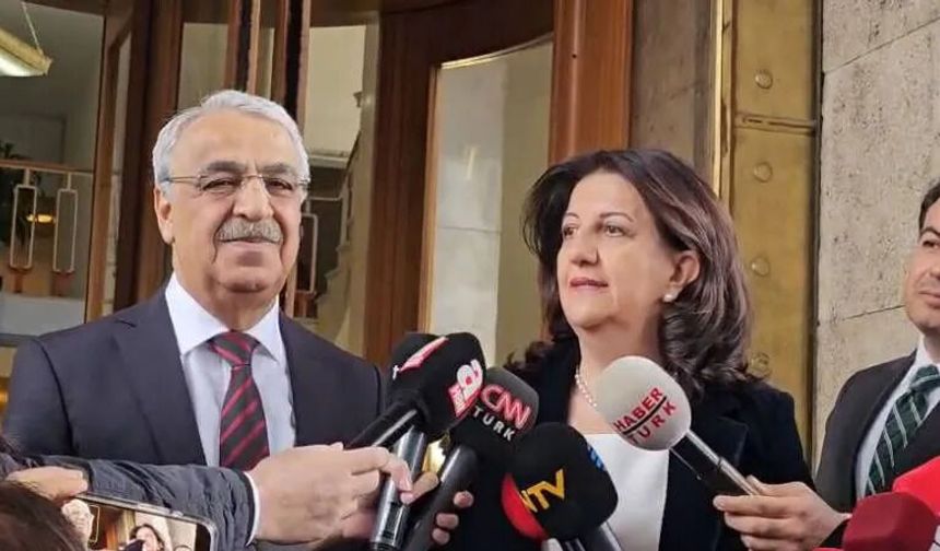 İmralı Heyeti'nin Öcalan ziyareti sona erdi: Görüşme 5 saat sürdü