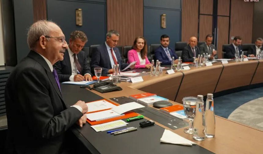 CHP MYK'da kritik gündem: İl başkanları ve parti içi dengeler masada