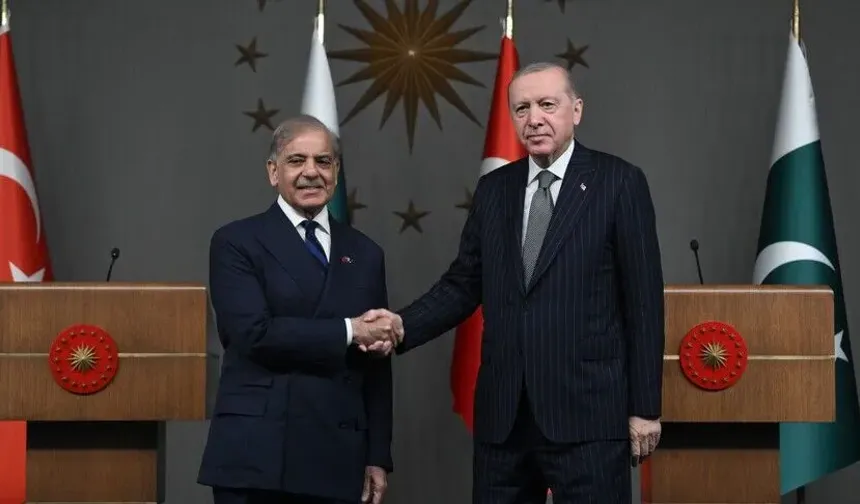 Erdoğan'dan Pakistan'a yatırım çağrısı: "İş insanlarını teşvik ediyoruz"
