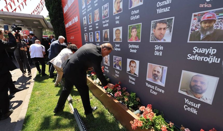 15 Temmuz şehitleri Saraçhane'de anıldı: "Milletin iradesini hiçbir güç yenemez"