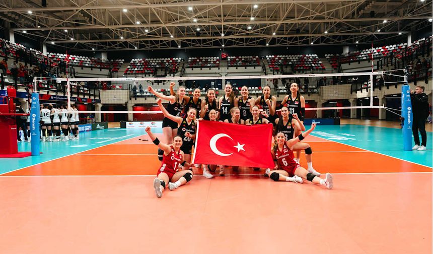 U17 Kadın Voleybol Milli Takımı Dünya Şampiyonası'nda yarı finalde