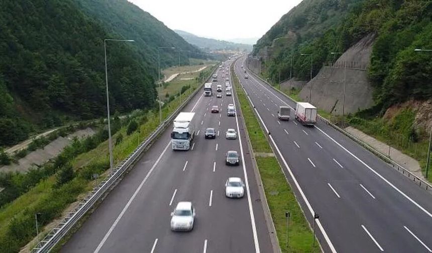 Bakan Uraloğlu açıkladı: 1 saatlik yol 35 dakikaya düşecek