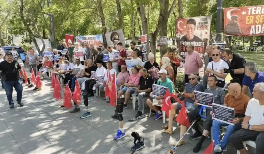 Güvenpark'taki er şehit yakınları ve gazilerin eylemine 38'inci gününde polis müdahalesi