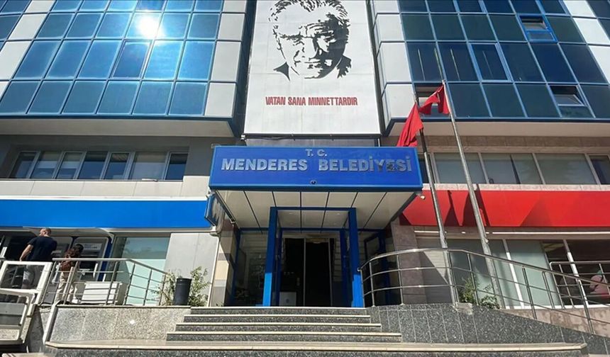 Menderes Belediye Başkan Yardımcısı Rüzgar Sönmez gözaltına alındı