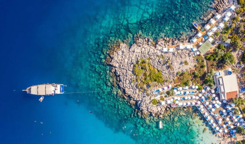 İran savaşı Türkiye turizmini vurdu: Antalya ve Muğla’da otel fiyatları düşüyor