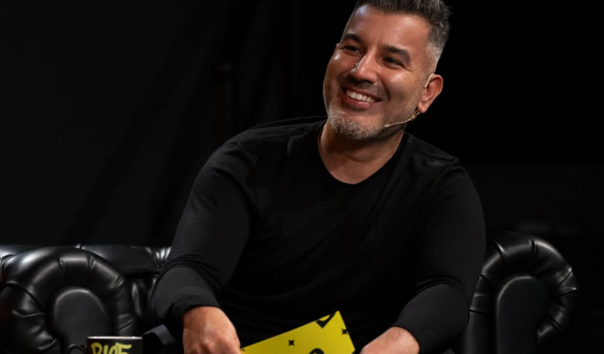 Tolga Akış gözaltına mı alındı? Tolga Akış hakkında hangi suçlamalar bulunuyor? Tolga Akış kimdir, kaç yaşında?