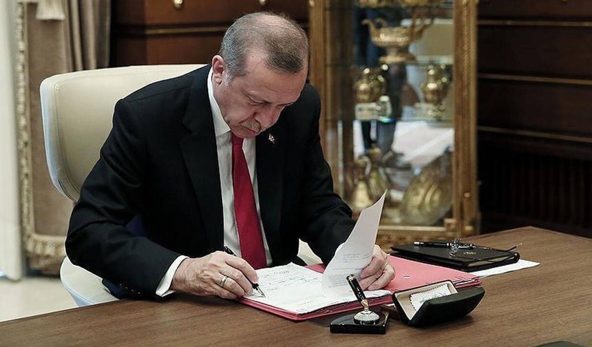 Cumhurbaşkanı Erdoğan imzaladı: Atama ve görevden alma kararları Resmi Gazete’de
