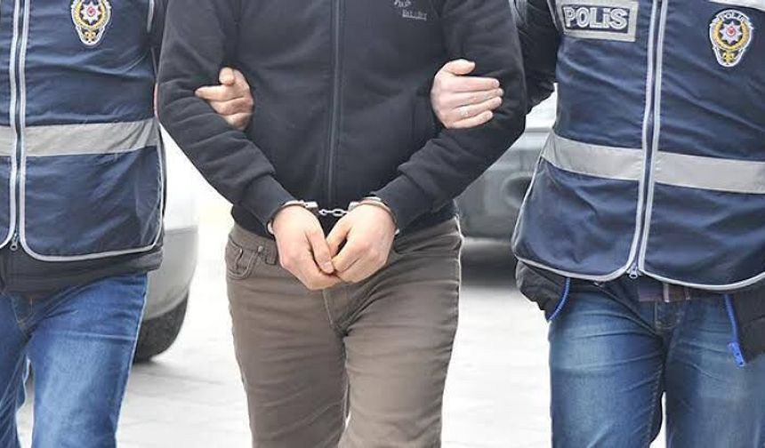 İstanbul Büyükçekmece'de silah kaçakçılığı operasyonu: 2 gözaltı