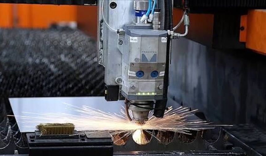 Makine ihracatı 7 ayda 16,5 milyar dolara ulaştı: Suriye pazarında liderlik için Eximbank çağrısı
