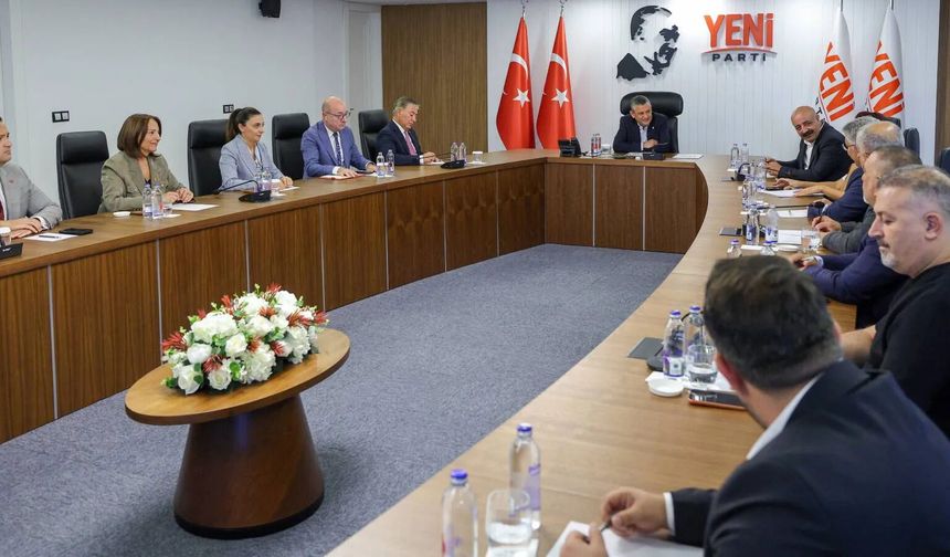 Özgür Özel, Alevi kurumlarının temsilcileriyle görüştü