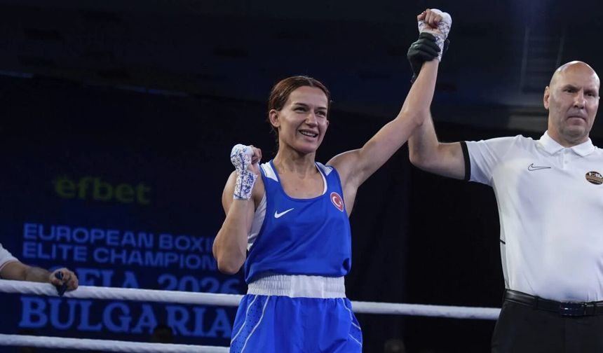 Hatice Akbaş, Avrupa Boks Şampiyonası'nda finale yükseldi