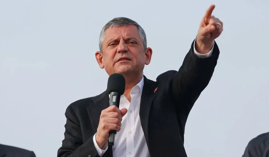 Özel'den Turgutlu'daki okul saldırısına ilişkin ilk açıklama: "Münferit olaylarla izah edilemez"