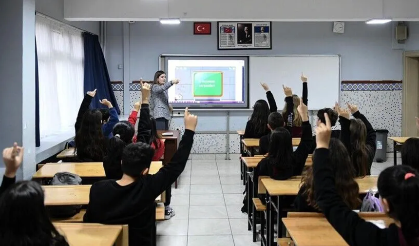 Türkiye'de muhtemel eğitim süresi 2025'te 16,8 yıl oldu: İşte il il sonuçlar