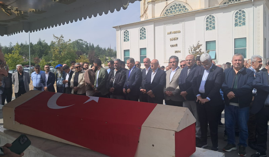 Emekli Polis Ali Şekeroğlu Ankara'da son yolculuğuna uğurlandı