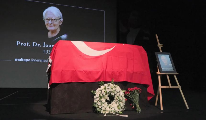 'Hocaların hocası' İoanna Kuçuradi son yolculuğuna uğurlandı